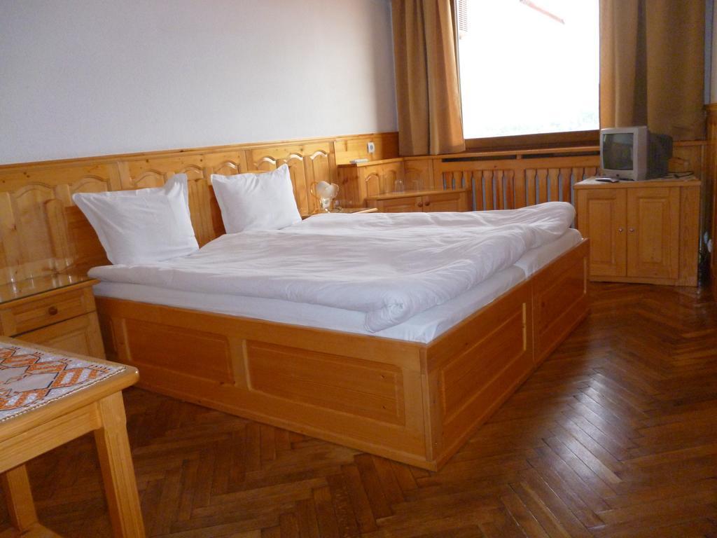 Hotel Comfort 벨리코 터르노보 객실 사진